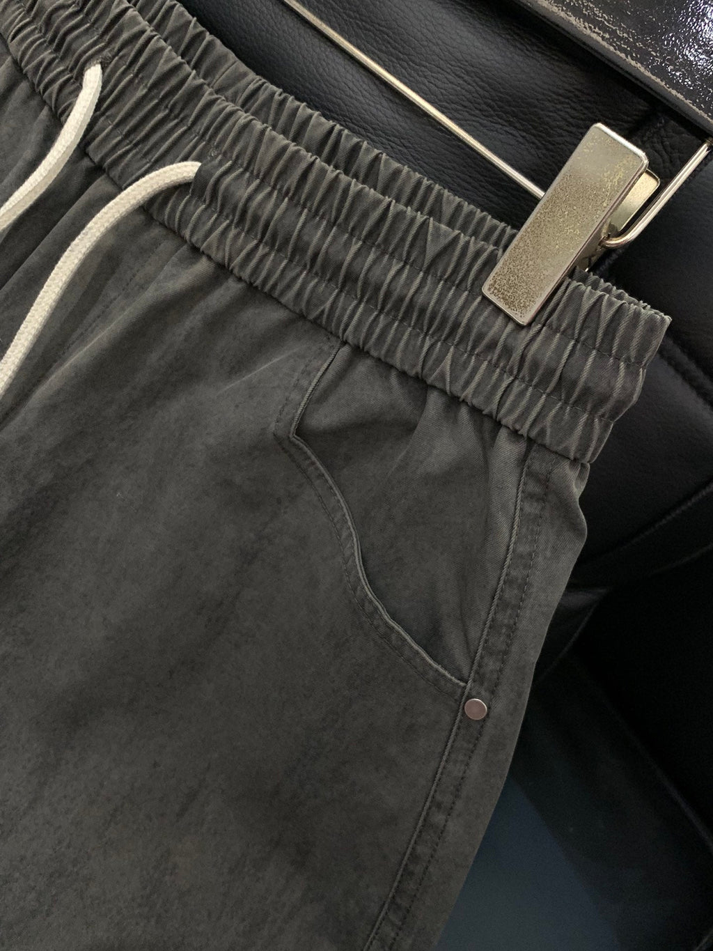 LOEWE CARGO PANTS STYLE 46