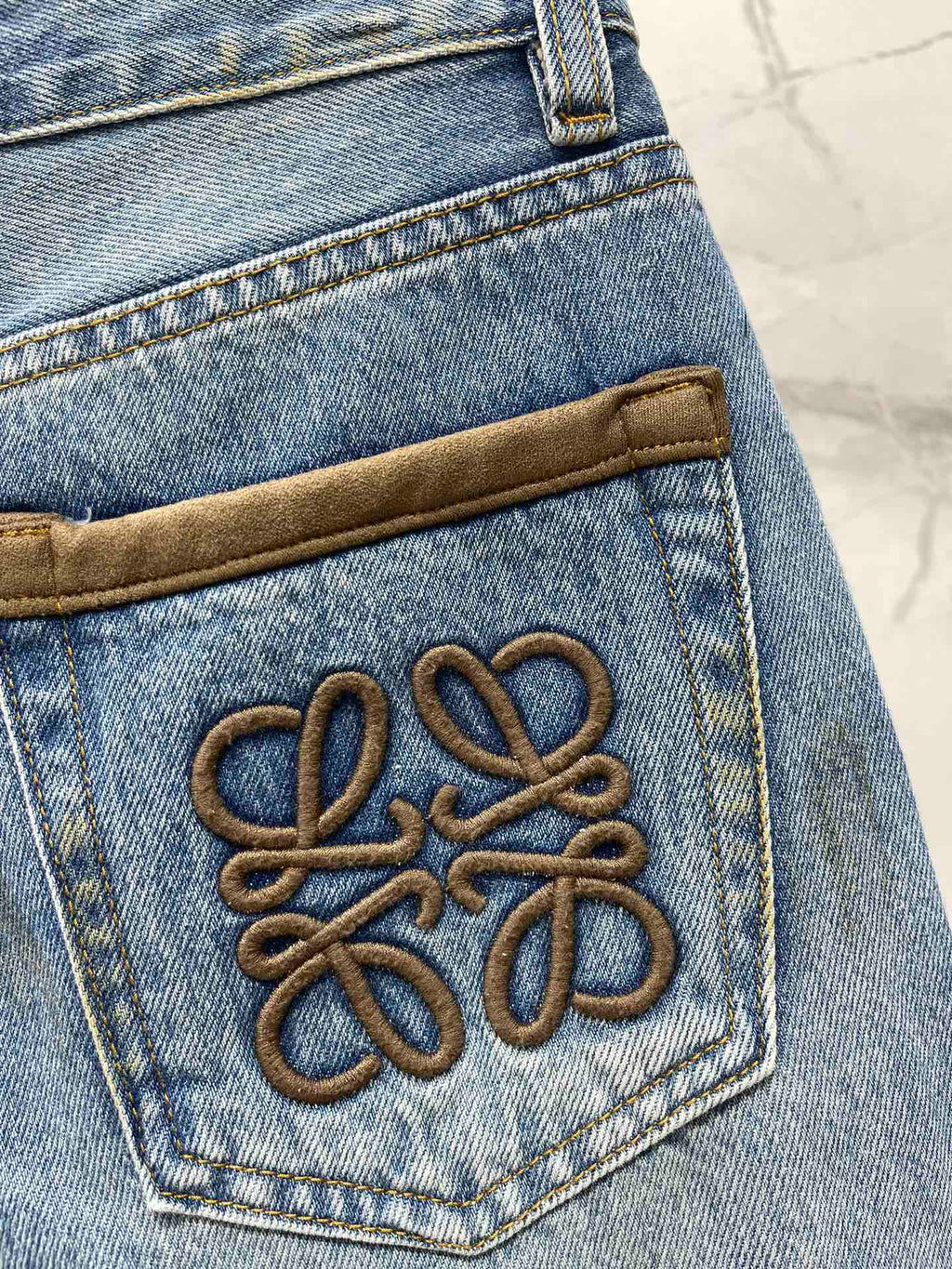 LOEWE JEANS STYLE 43