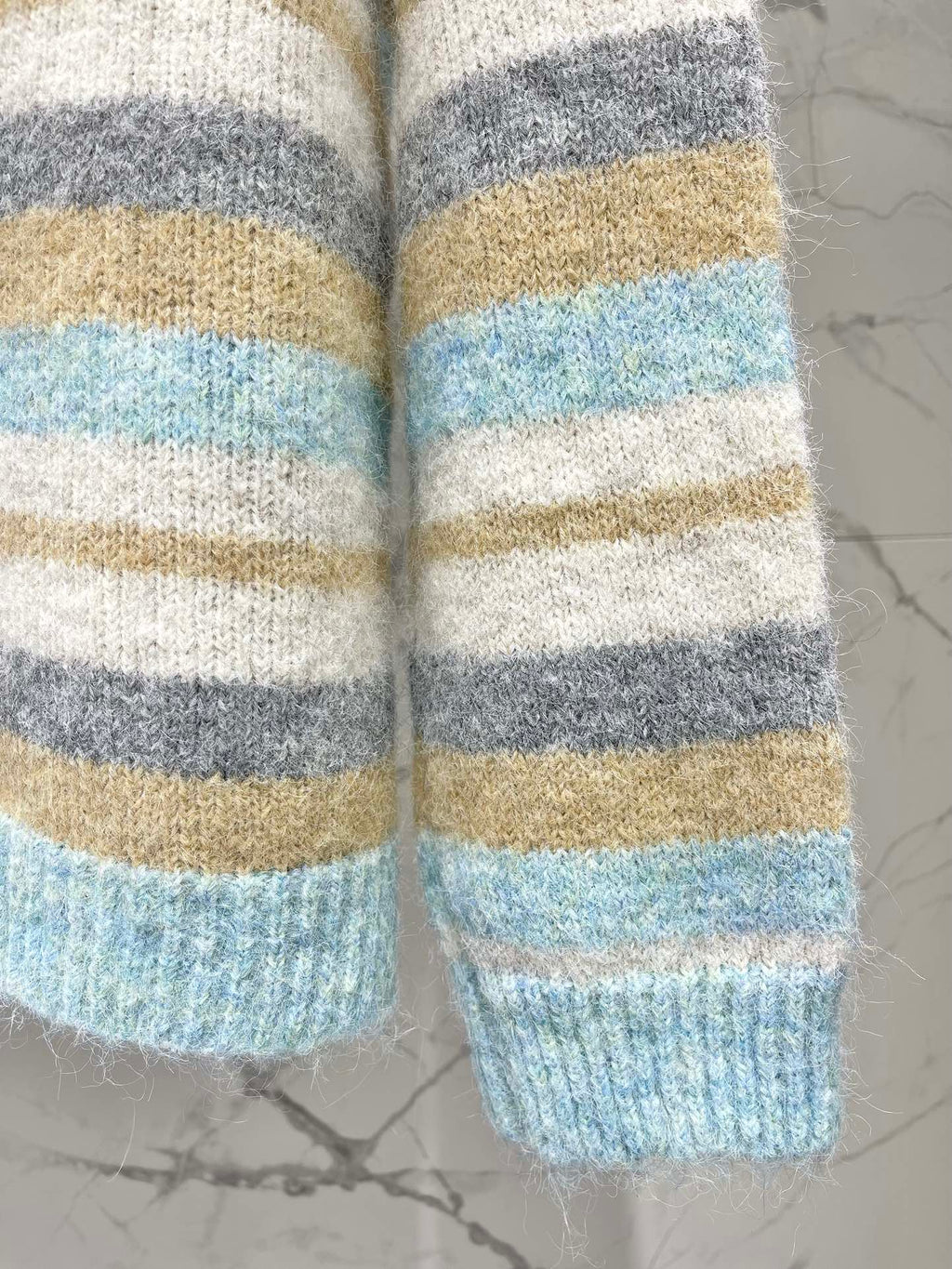 LOEWE SWEATER STYLE 24