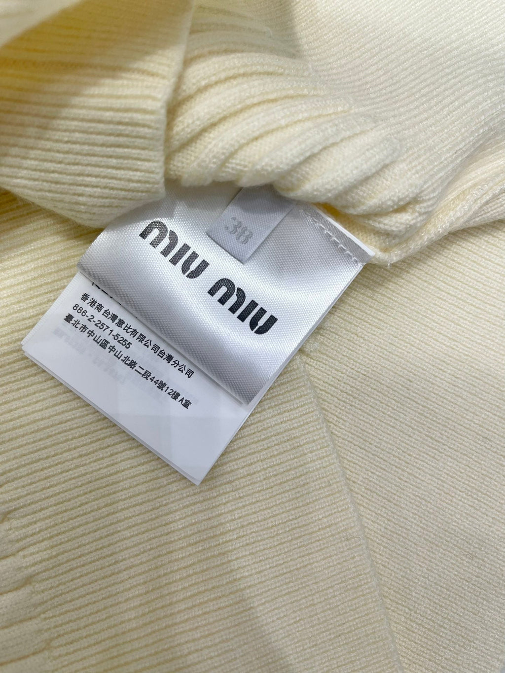 MIUMIU SWEATER STYLE 140