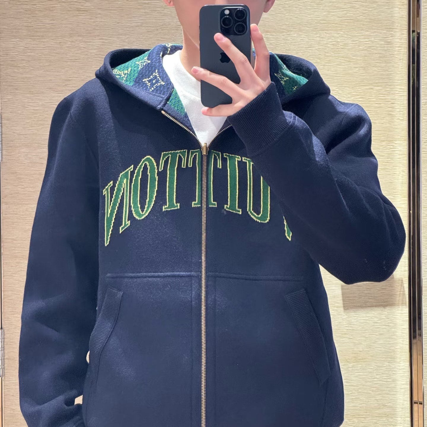 LOUIS VUITTON LV 25S REVERSIBLE SWEATER 0102