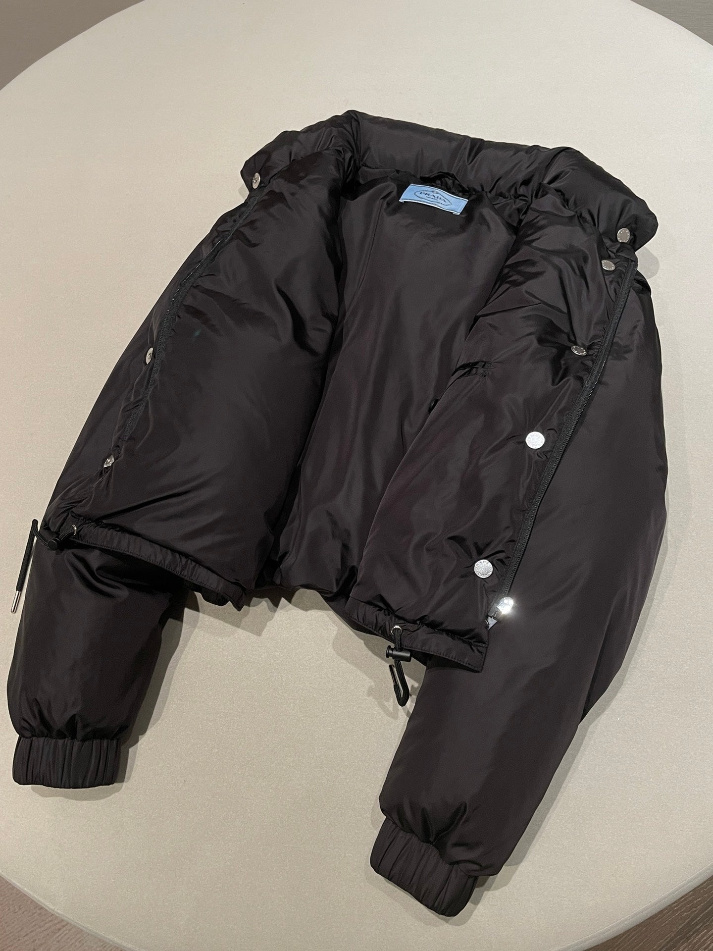 PRADA 25S SHORT DOWN JACKET 243