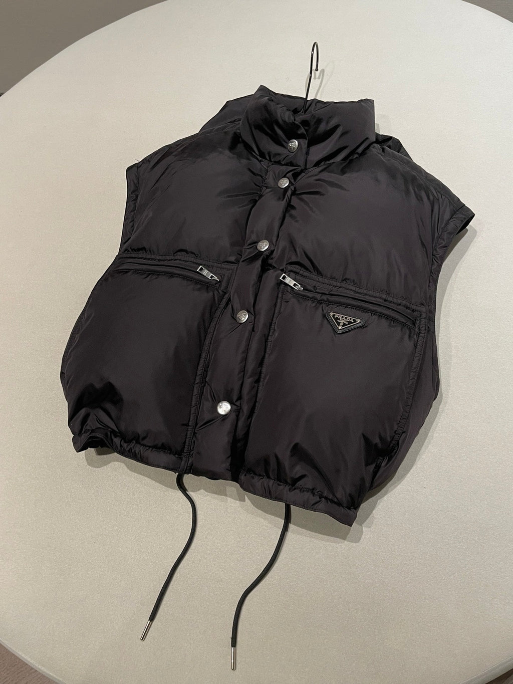 PRADA 25S SHORT DOWN JACKET 243