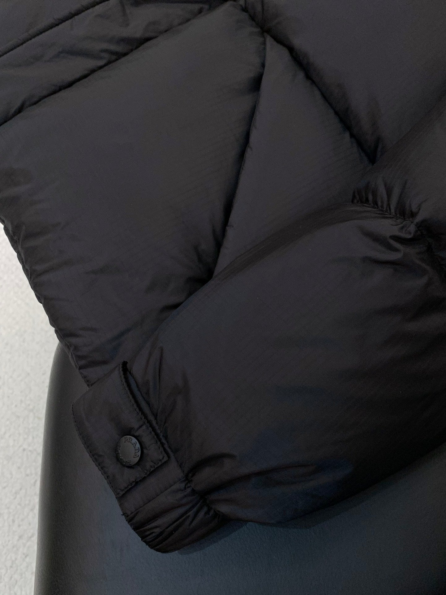 PRADA 25S DOWN JACKET WITH HOOD 248