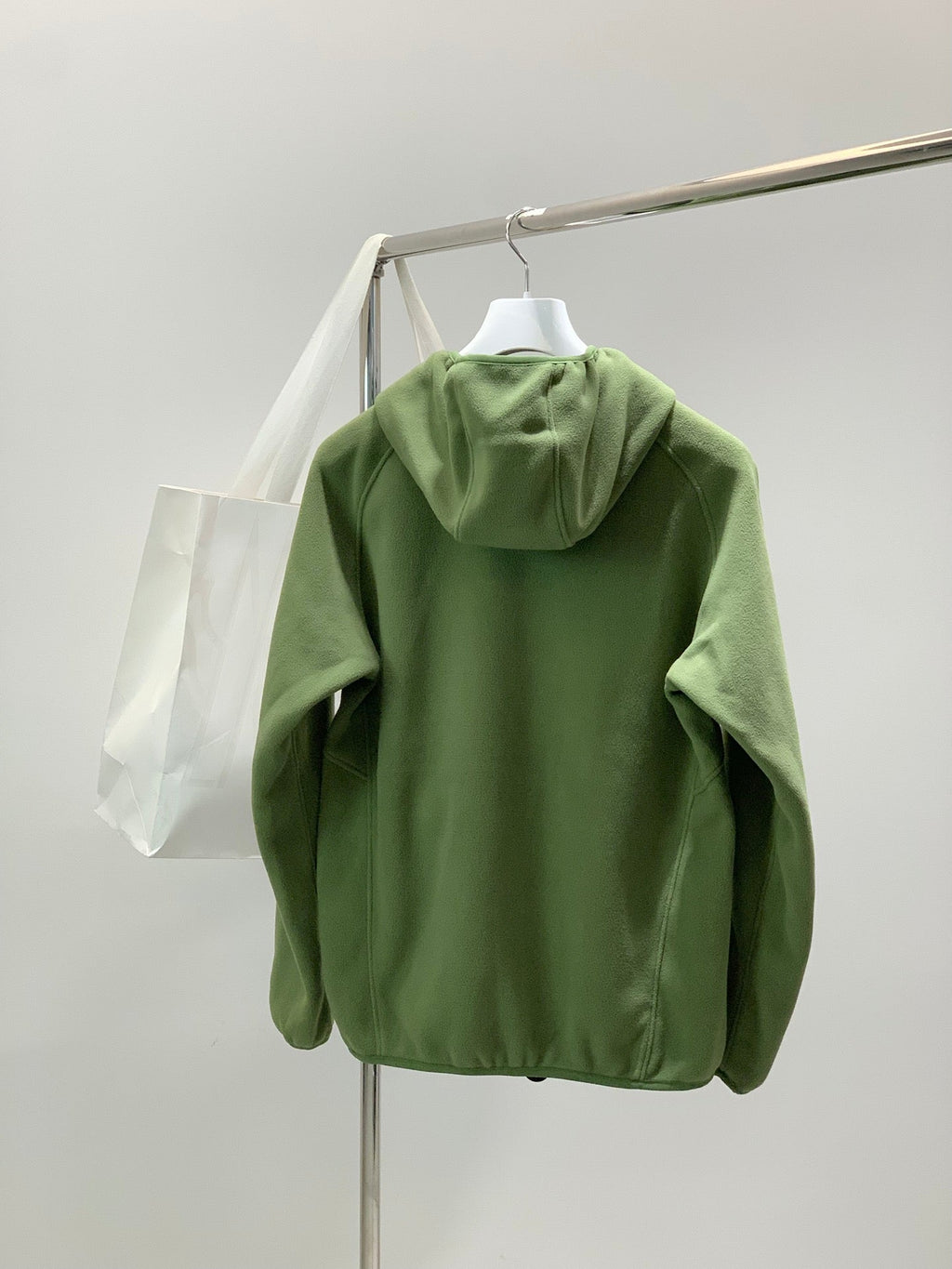 MONCLER 25S HOODED SWEATSHIRT 443