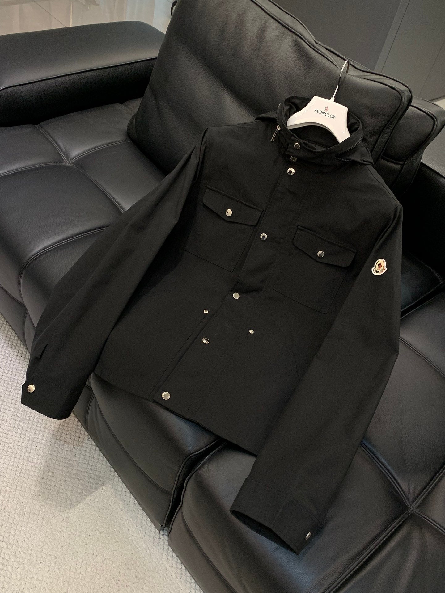 MONCLER 25S HOODED JACKET 432