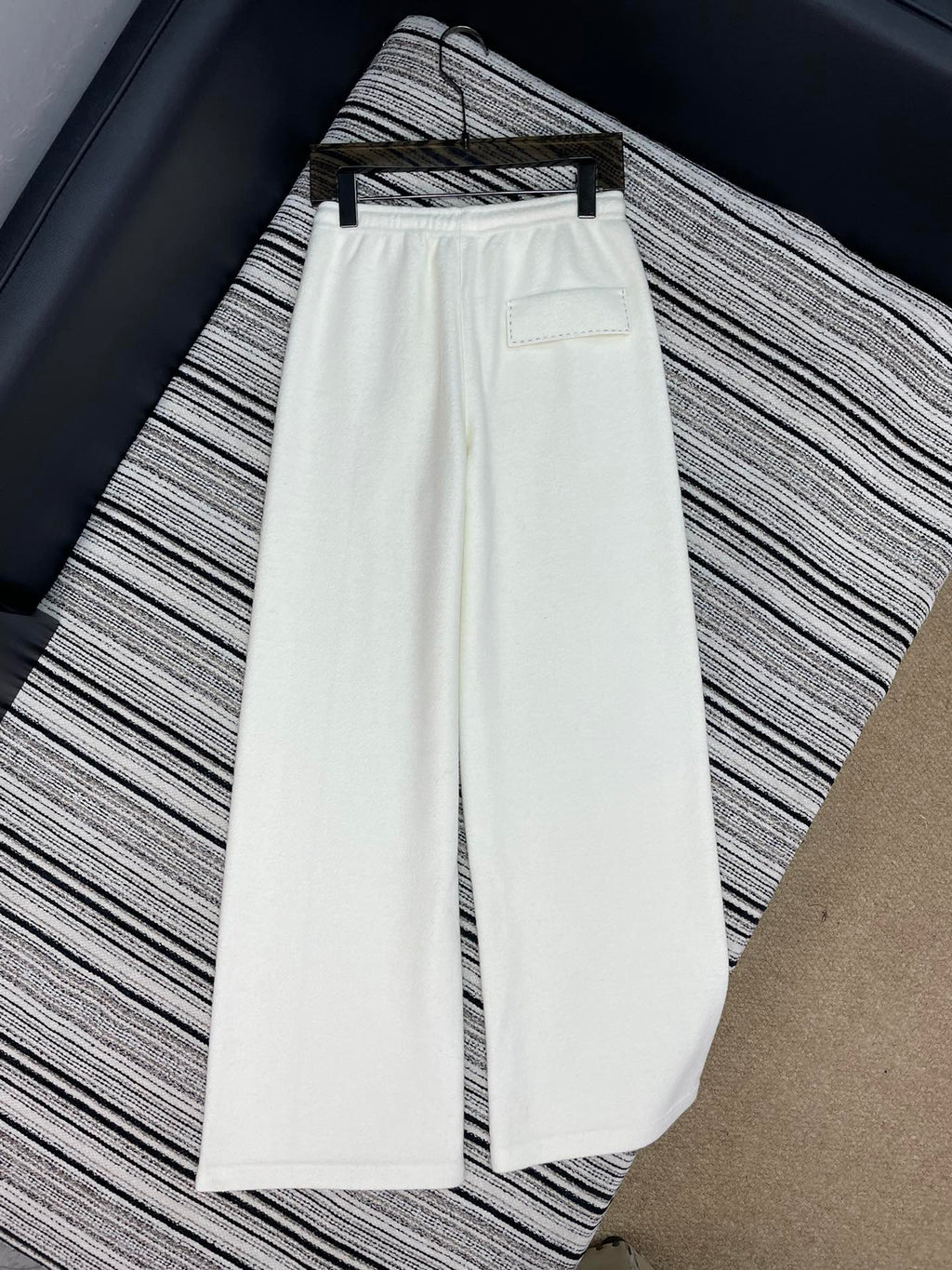 MIUMIU WIDE-LEG PANTS STYLE 653