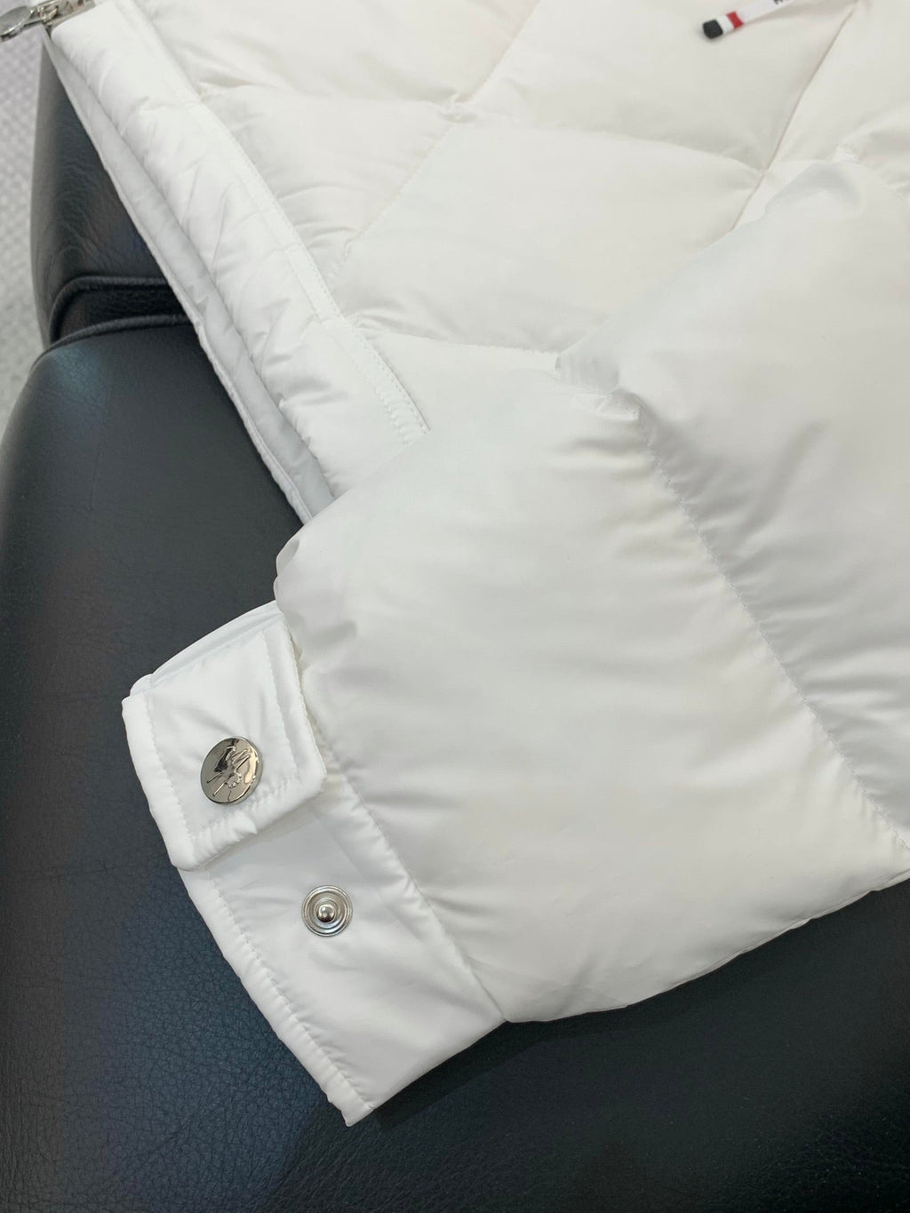 MONCLER 25S DOWN JACKET 394