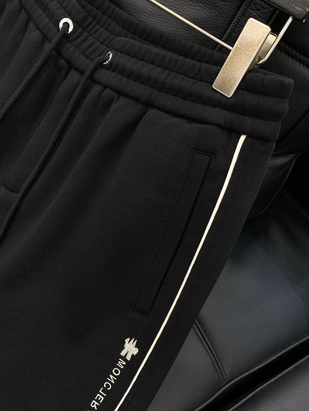 MONCLER 25S PANTS 396