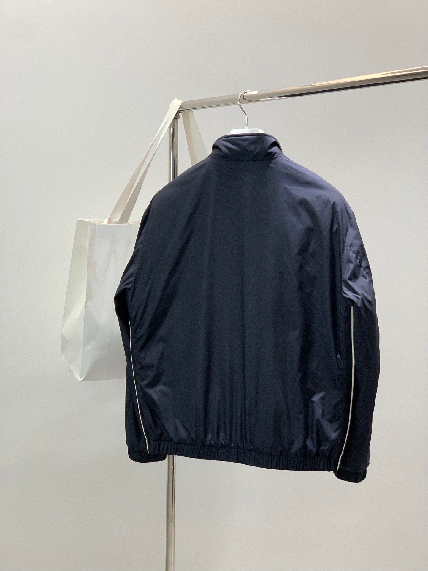 MONCLER 25S DOWN JACKET 391