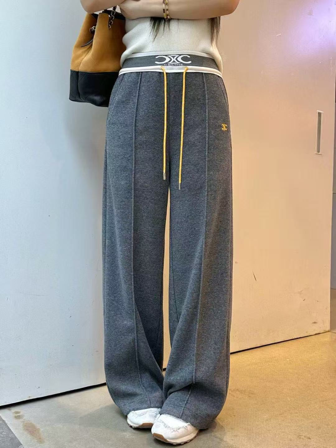 CELINE 26S HIGH-WAISTED PANTS STYLE 8