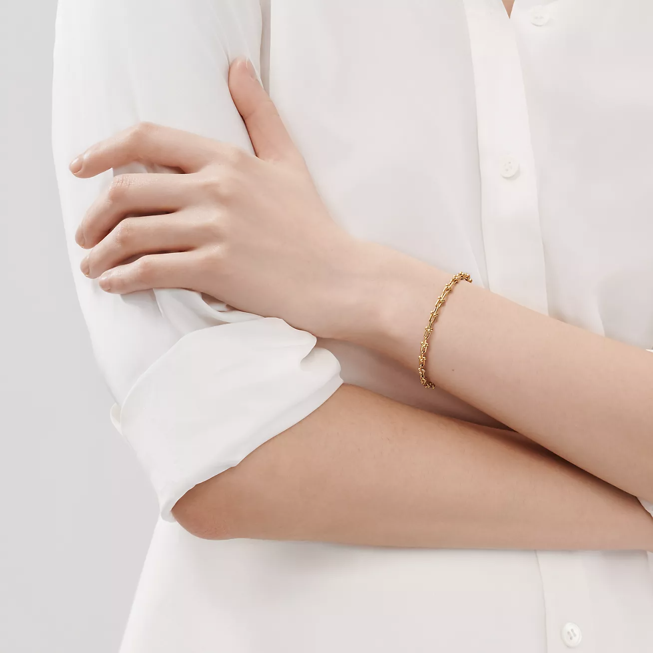 TIFFANY HARDWEAR MICRO LINK 44 MOTIF GOLD BRACELET