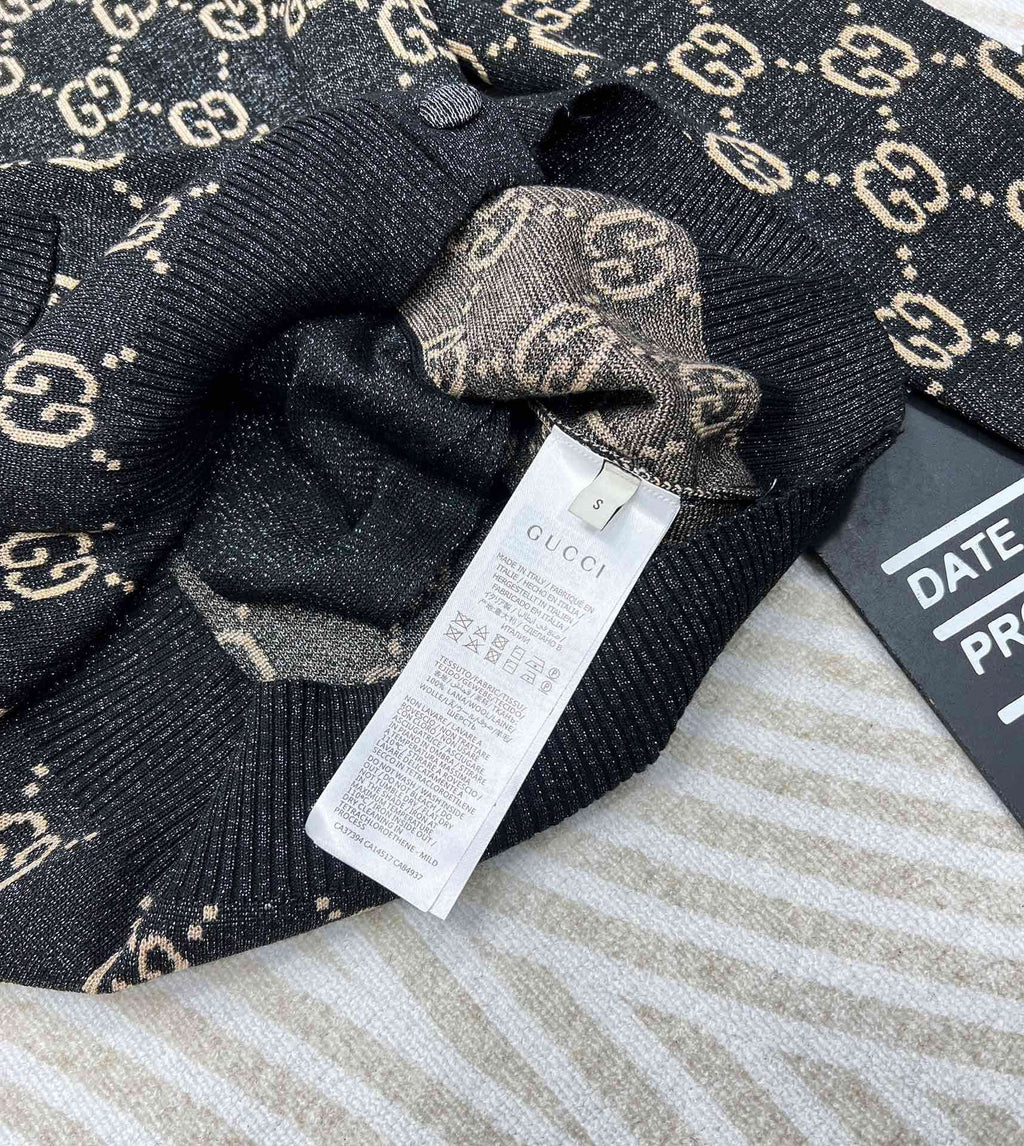 GUCCI V-Neck Long Sleeve Cardigan Black Beige Monogram