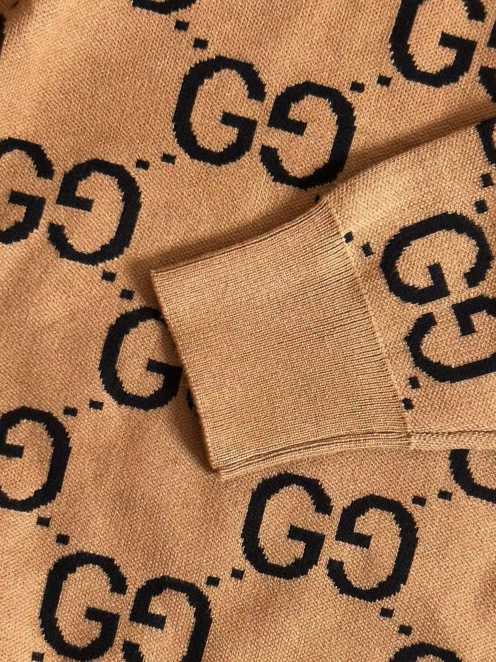 GUCCI Camel/Wool Jumper Black Monogram