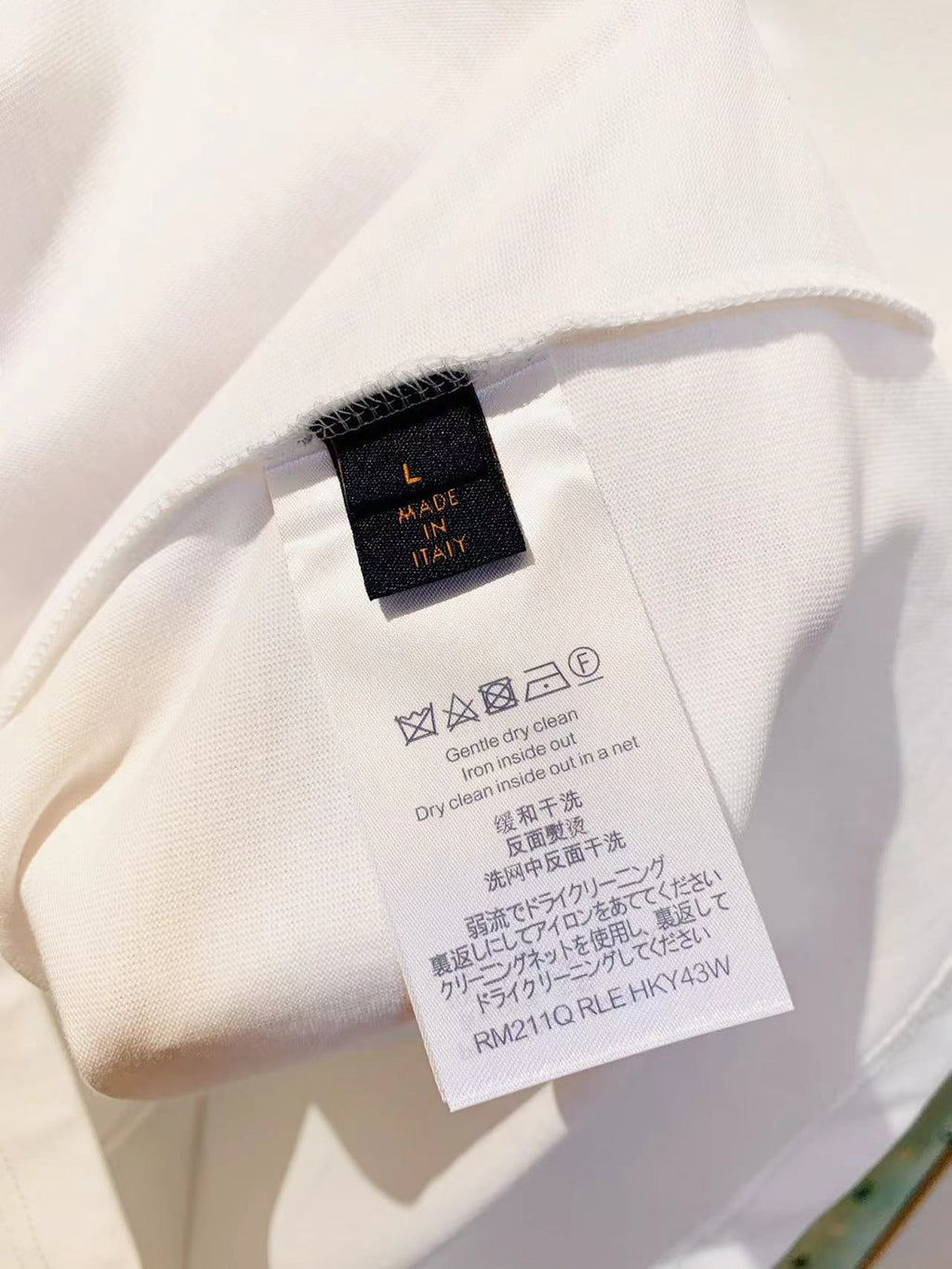 LOUIS VUITTON LV White Logo T-Shirt White Cotton