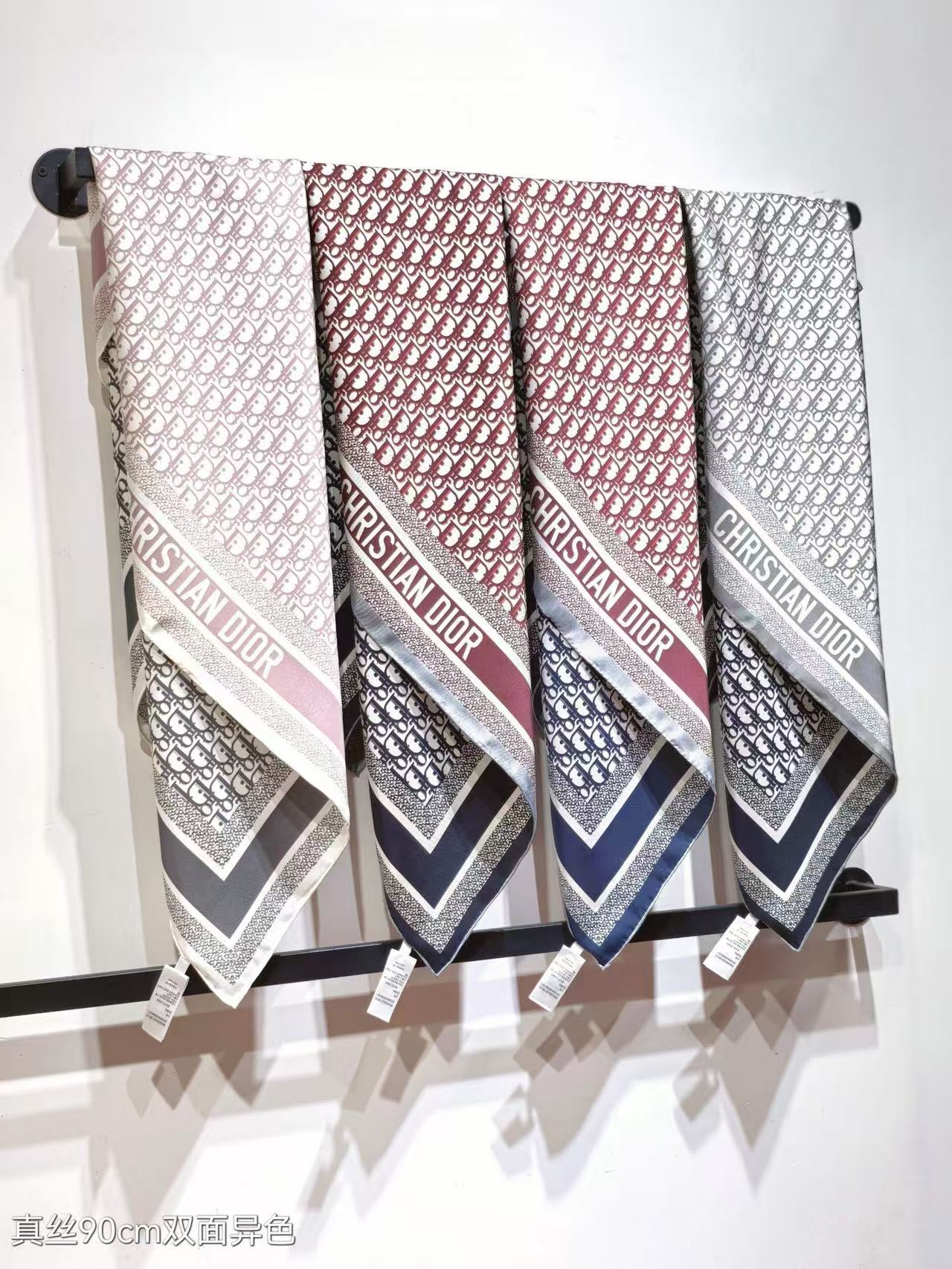 DIOR CD SCARF DOUBLE-SIDED IN PINK AND GREY MONOGRAM SILK