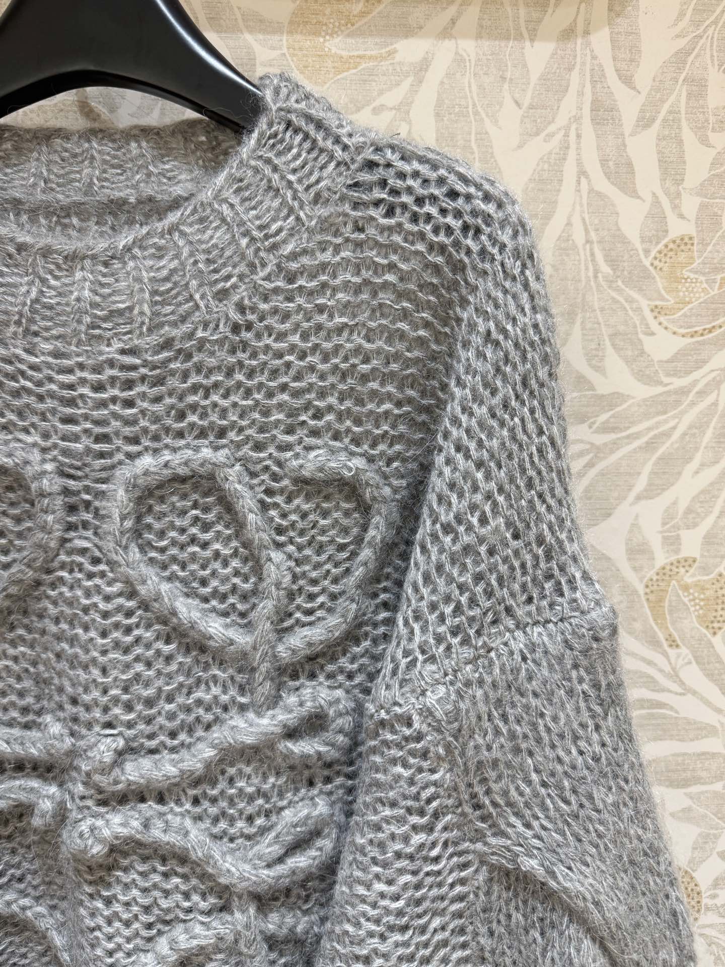 LOEWE SWEATER IN GREY KNITTING
