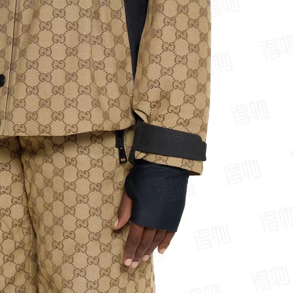 GUCCI TECHNICAL FABRIC JACQUARD JACKET IN BEIGE AND DARK BROWN