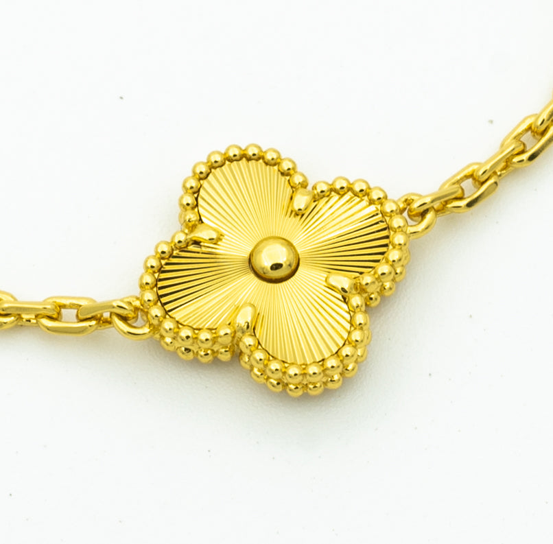 Van Cleef & Arpels VINTAGE NECKLACE 10 MOTIFS GOLD