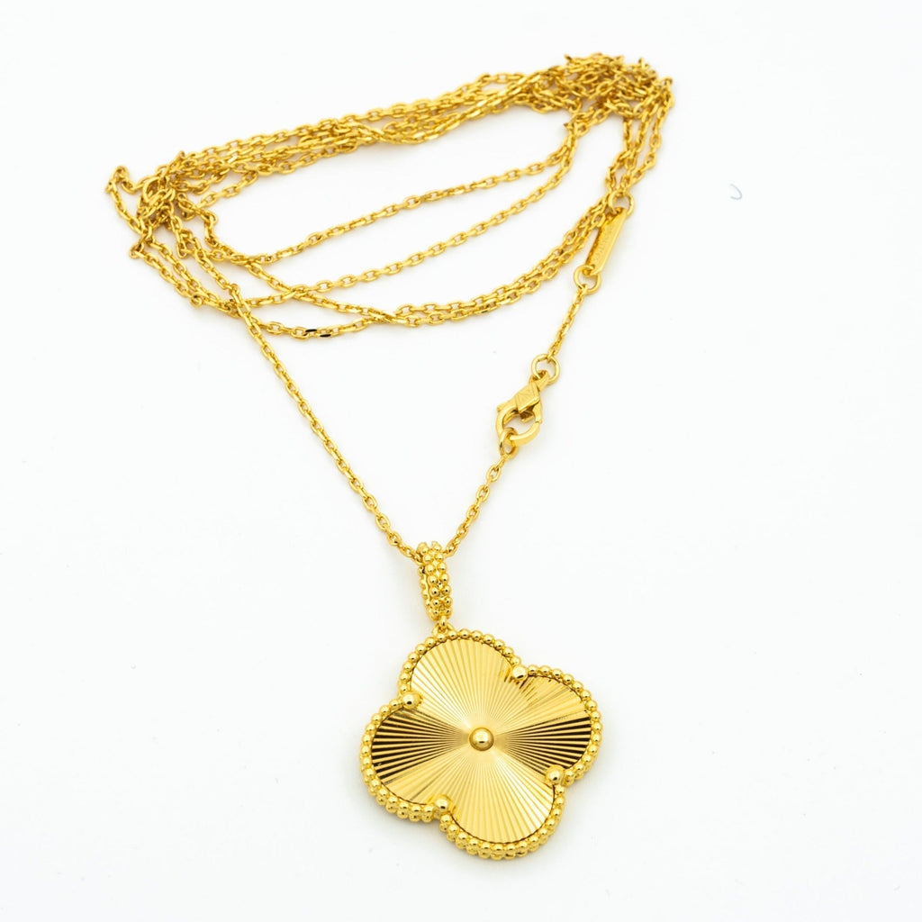 Van Cleef & Arpels VINTAGE CLOVER PEDANT NECKLACE GOLD