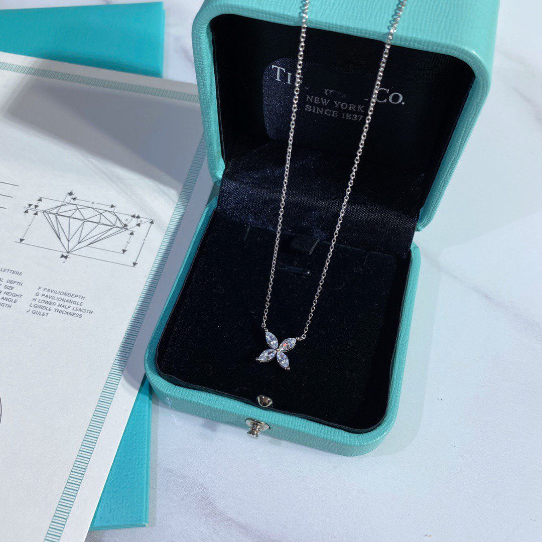 TIFFANY PLATINUM AND DIAMOND VICTORIA PENDANT NECKLACE