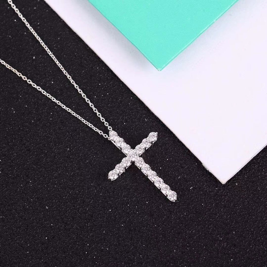 TIFFANY MOISSANITE STONE CROSS PENDANT NECKLACE SIMULATED DIAMOND CROSS CHOKER