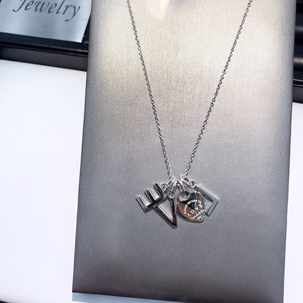 TIFFANY COLLAR LOVE PLATA NECKLACE