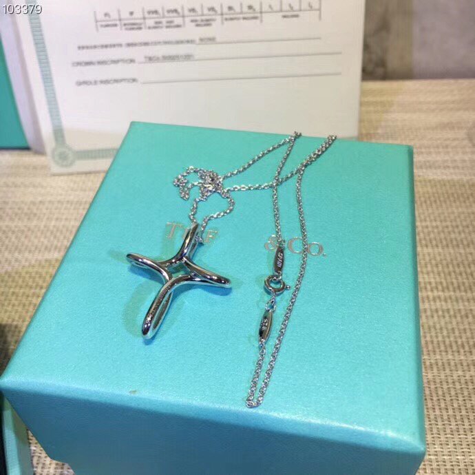 TIFFANY CROSS NECKLACE STERLING SILVER MATERIAL