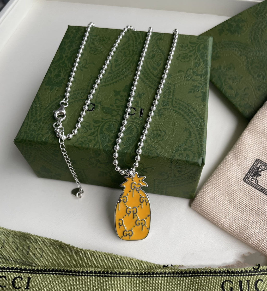 GUCCI NECKLACE PENDANT PINEAPPLE PATTERN