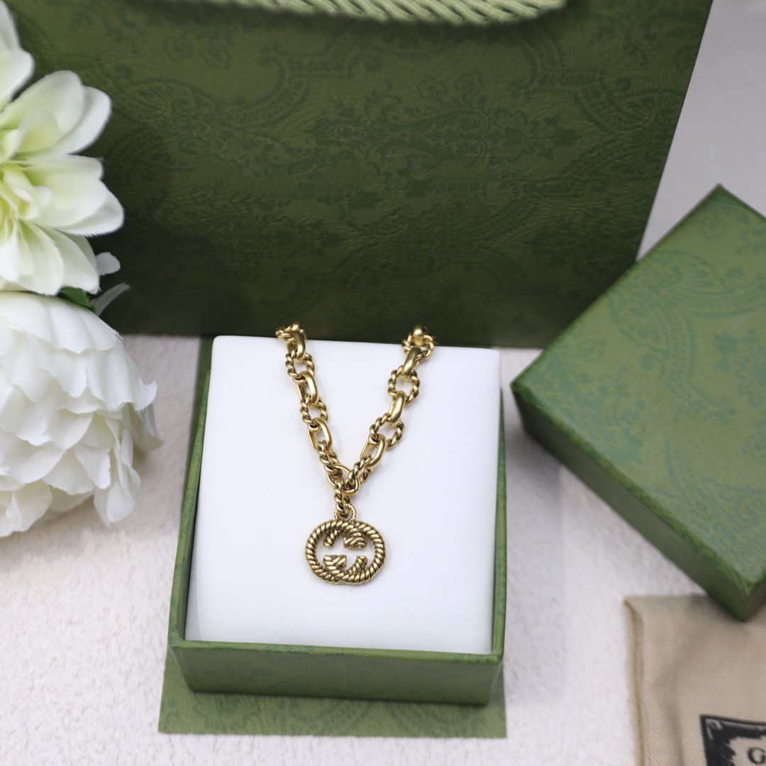 GUCCI FANCY LINK CHAIN GOLD NECKLACE ALPHABET