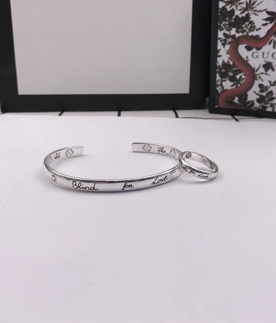 GUCCI SILVER 'BLIND FOR LOVE' BRACELET
