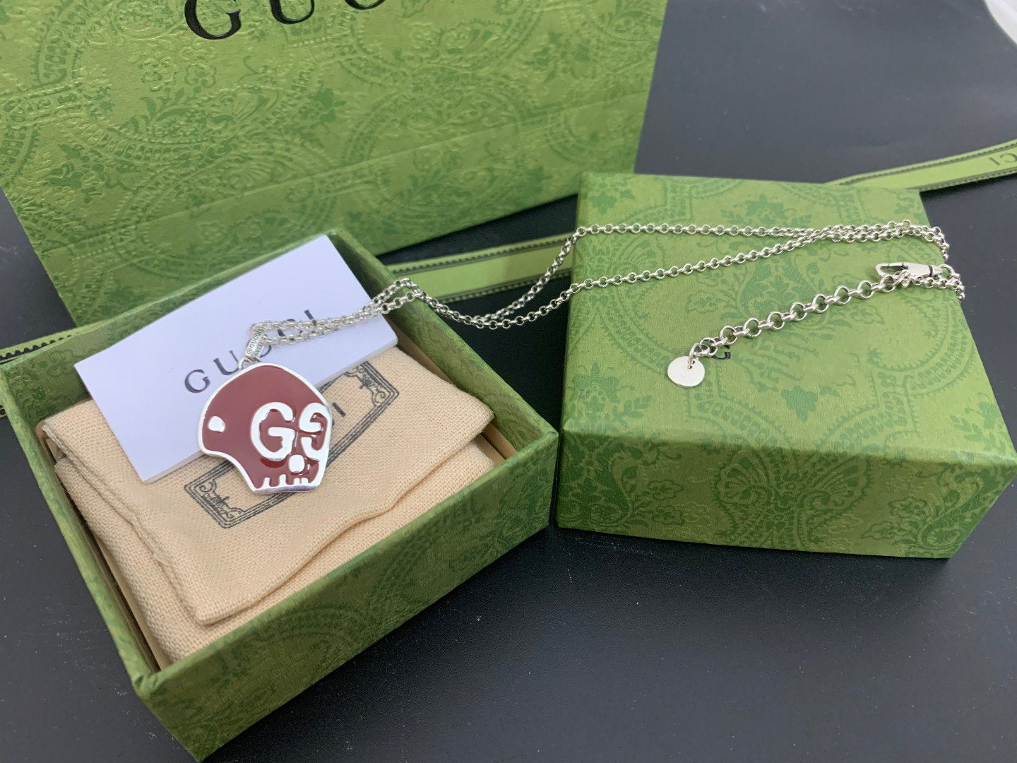 GUCCI SKULL RED ENAMEL NECKLACE