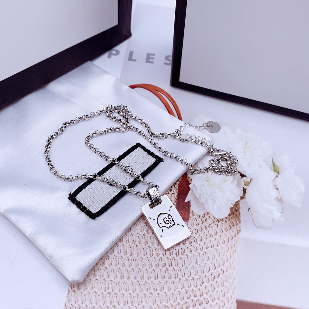 GUCCI GHOST STERLING SILVER SKULL NECKLACE