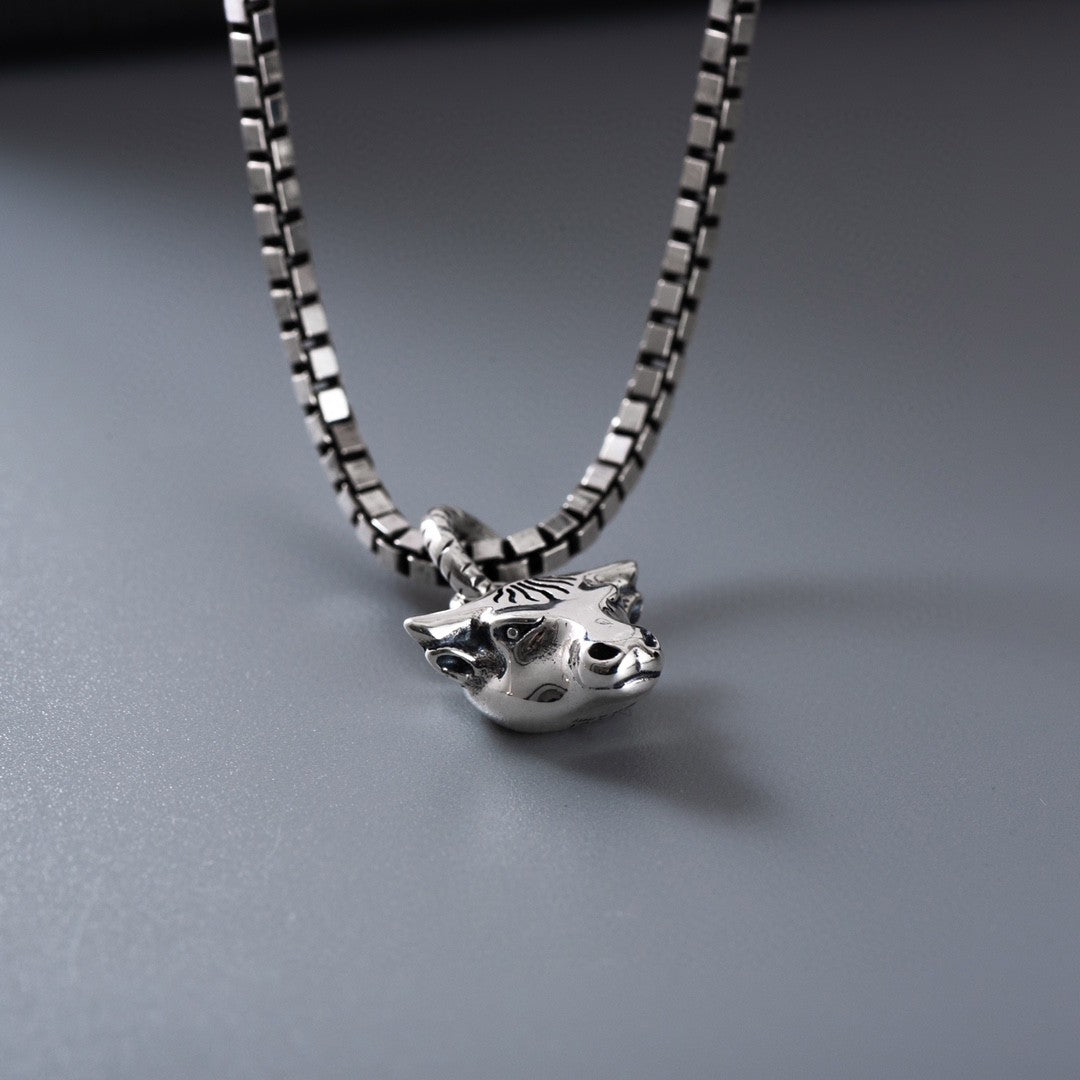 GUCCI DOUBLE CLASSIC RETRO STERLING SILVER COW NECKLACE