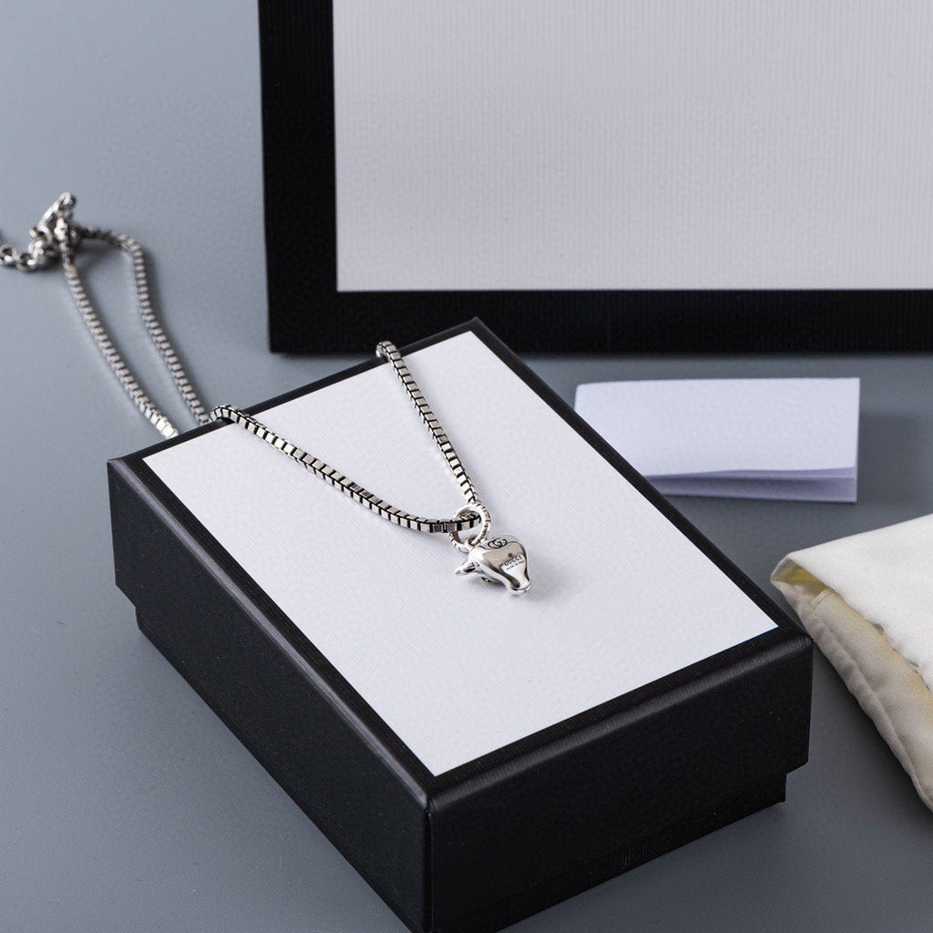GUCCI DOUBLE CLASSIC RETRO STERLING SILVER COW NECKLACE