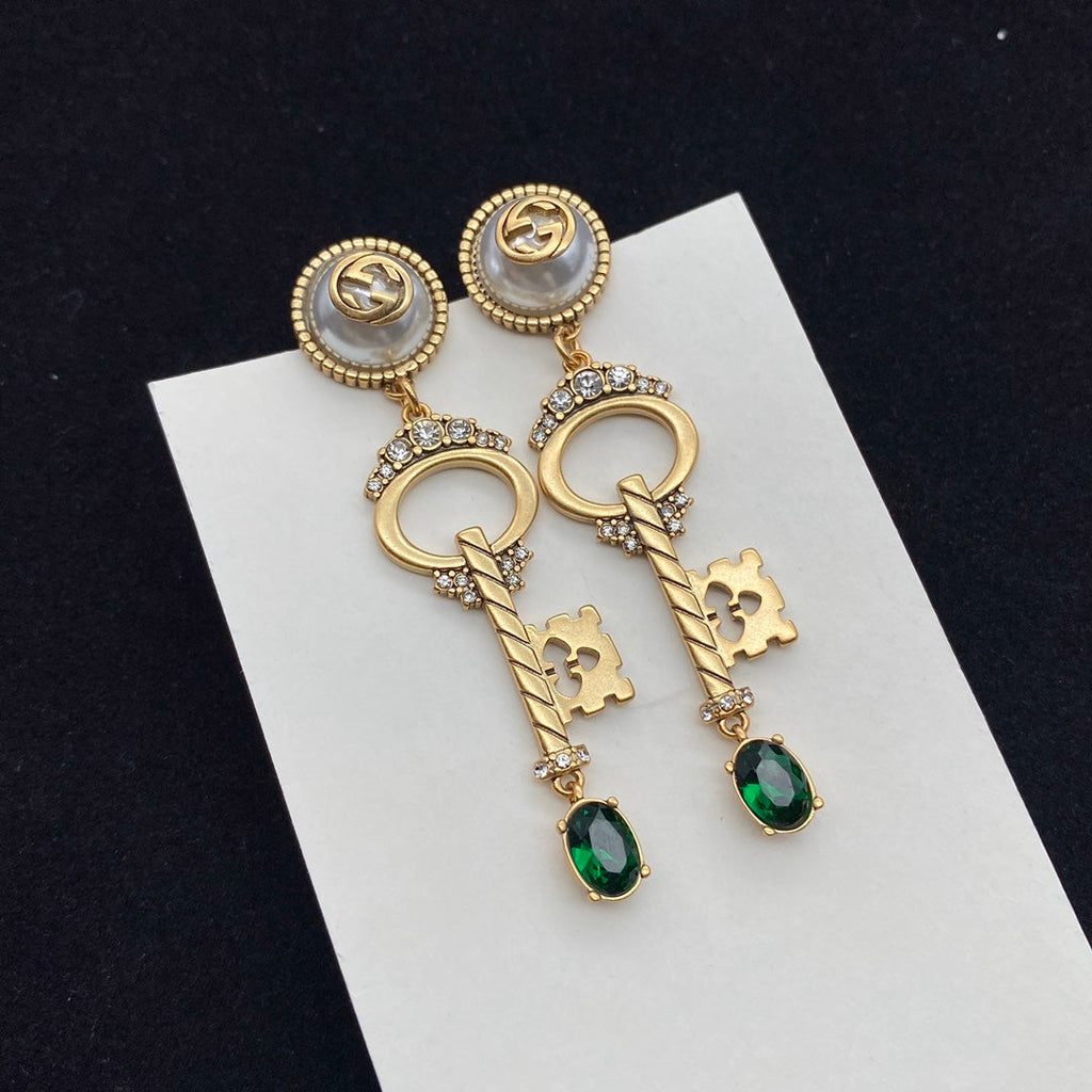 GUCCI KEY SHAPED DANGLE EARRING