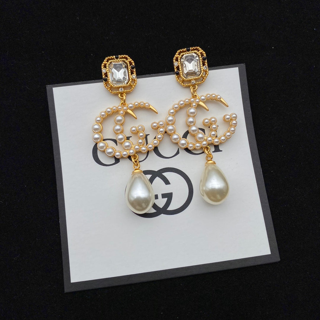 GUCCI PEARL DROP EARRINGS