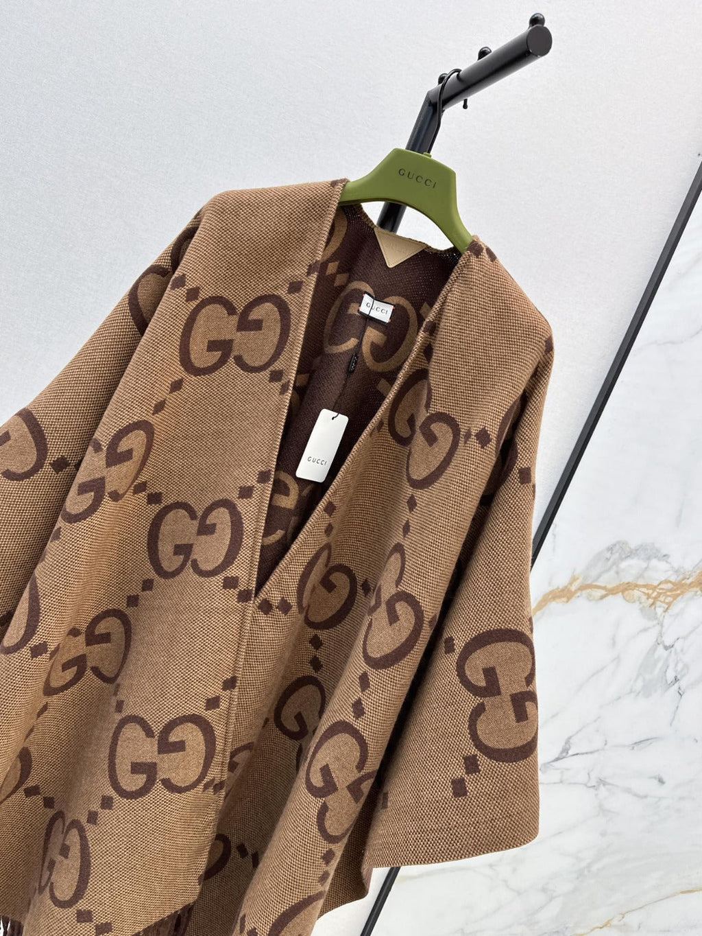 GUCCI REVERSIBLE JUMBO CASHMERE CAPE IN BROWN
