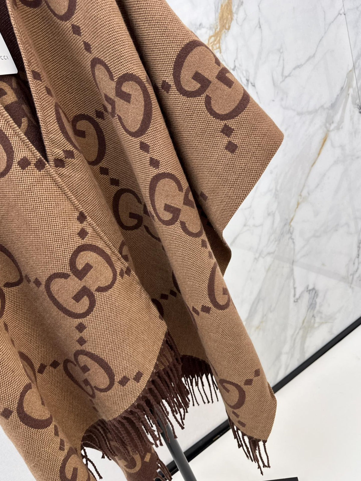 GUCCI REVERSIBLE JUMBO CASHMERE CAPE IN BROWN