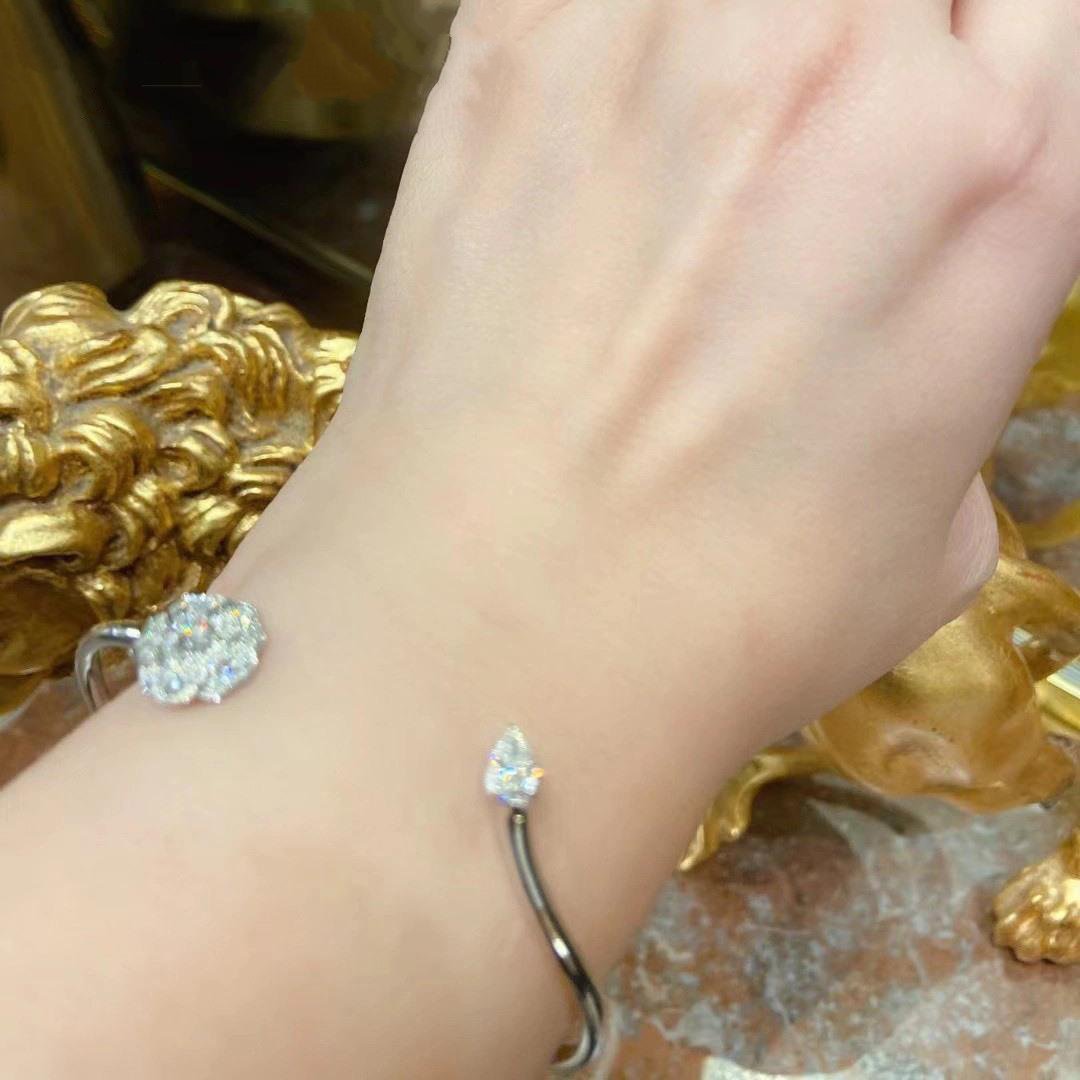 GUCCI PRECIOUS CAMELLIA BRACELET SILVER DIAMOND