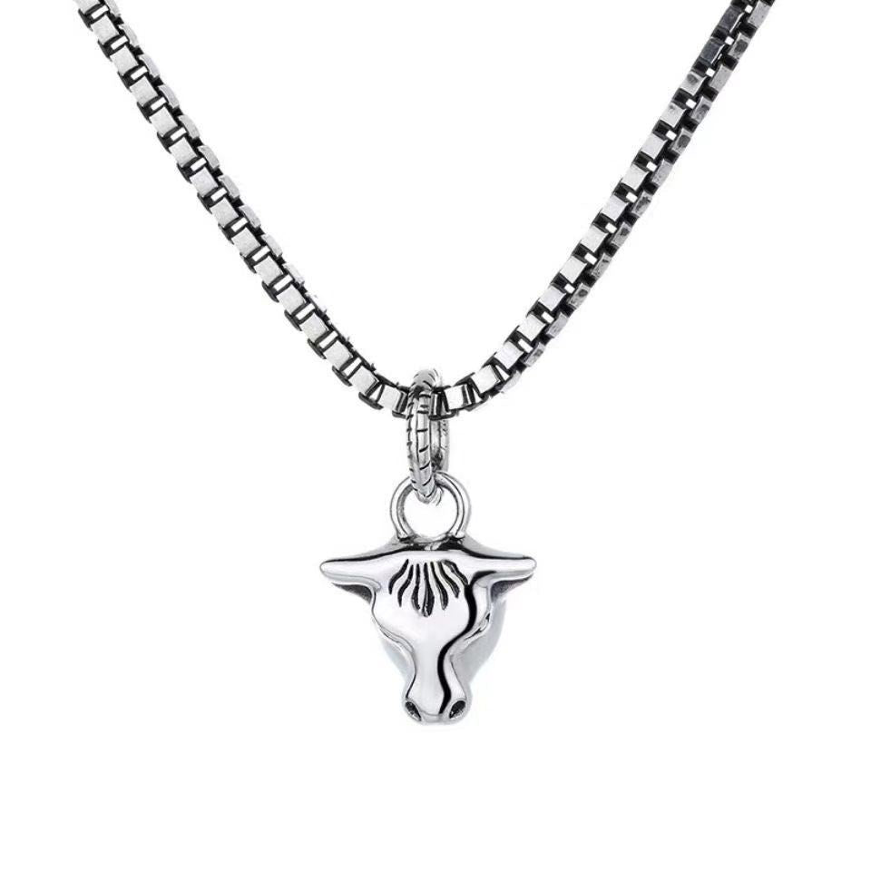 GUCCI DOUBLE CLASSIC RETRO STERLING SILVER COW NECKLACE