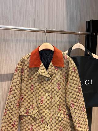GUCCI Gucci Beige Polyester Fiber