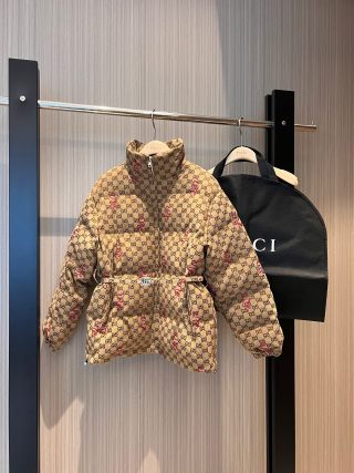 GUCCI Gucci Beige Polyester Fiber