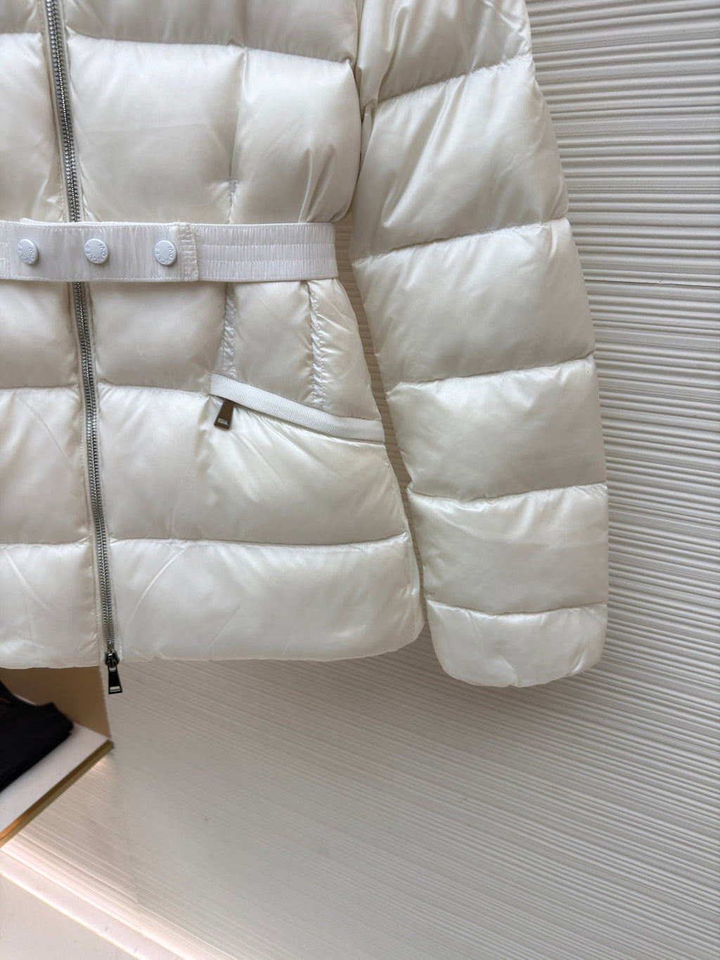 MONCLER 25S DOWN JACKET 486