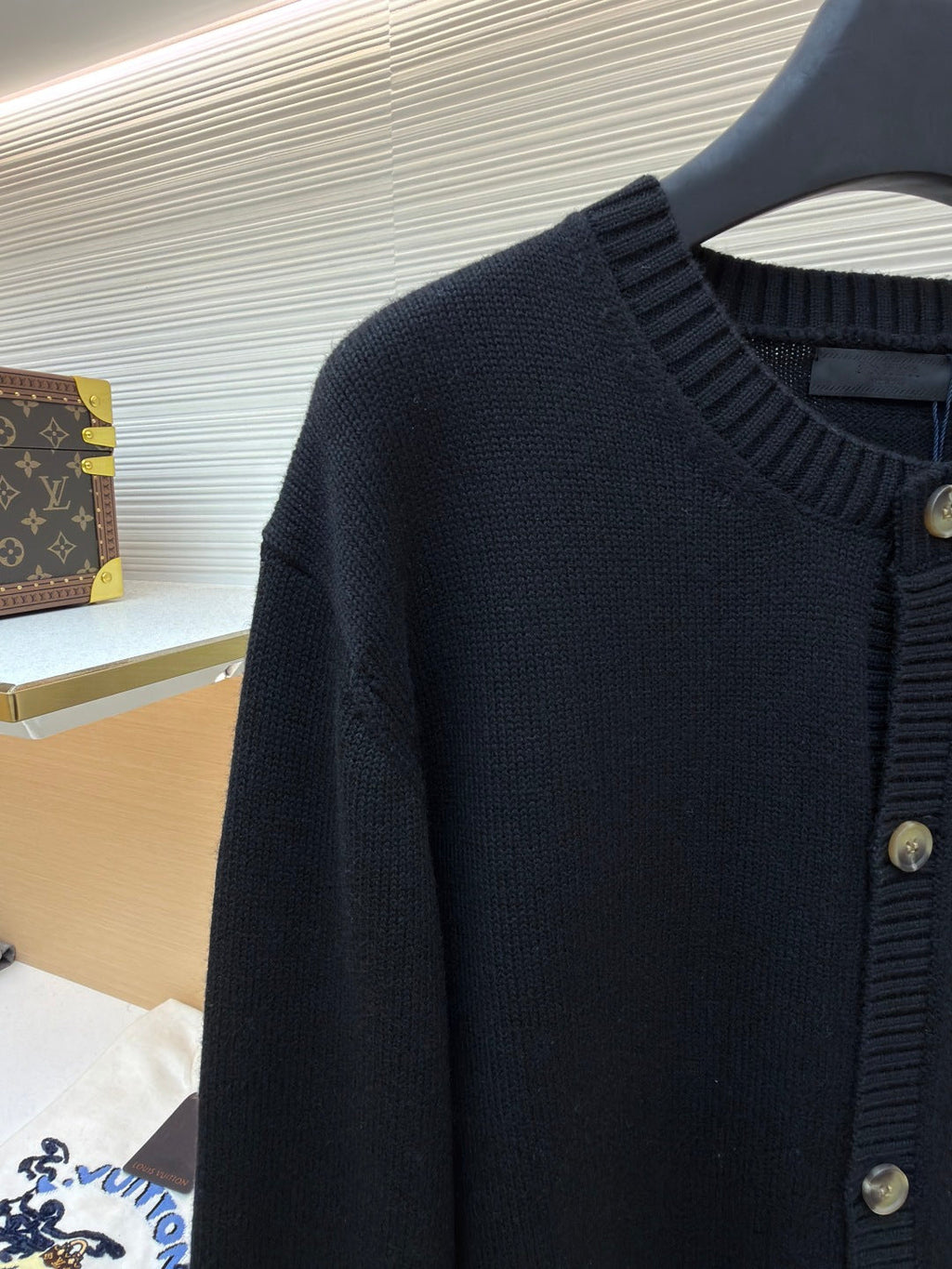 PRADA 25S CARDIGAN 490
