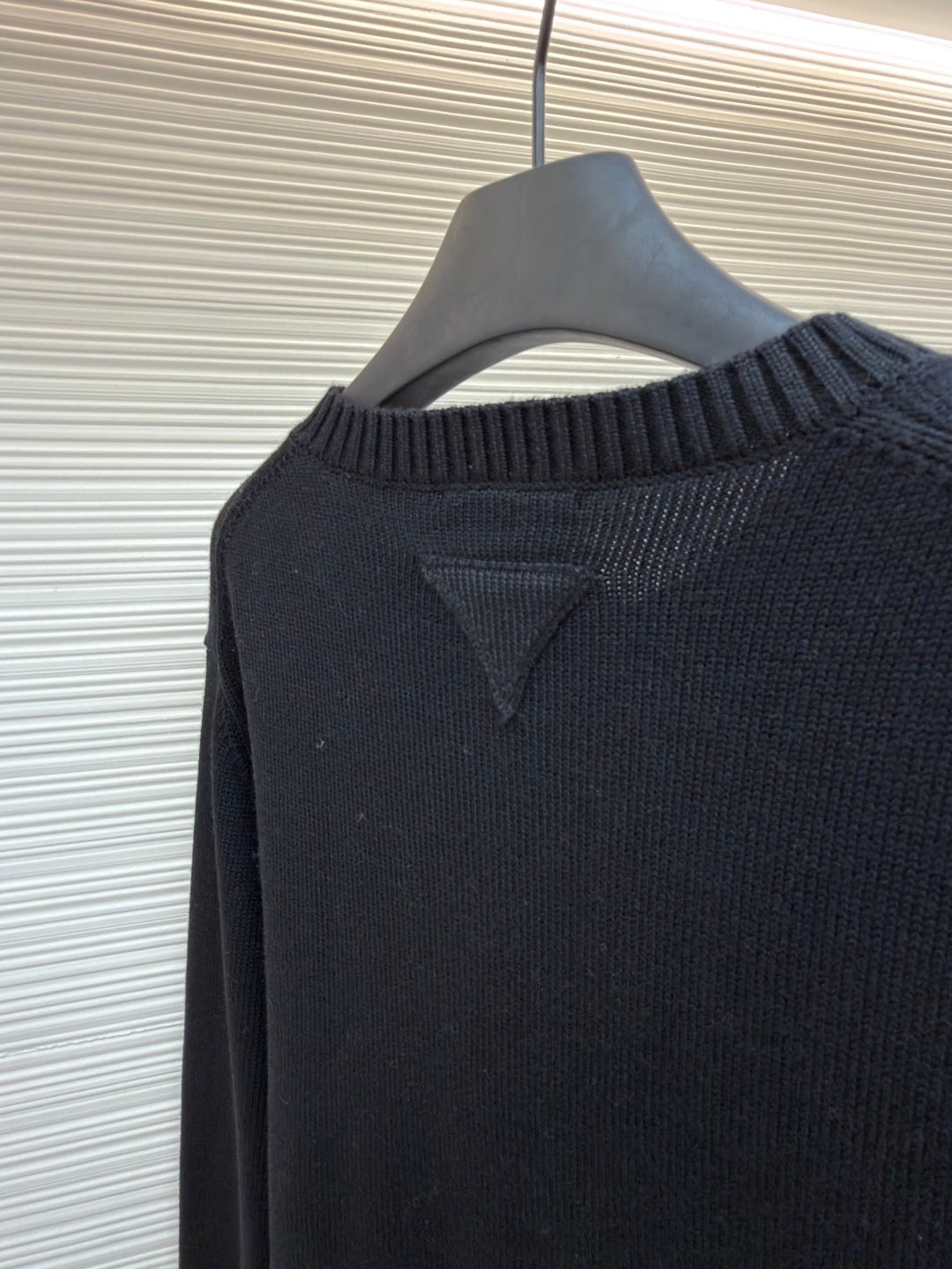 PRADA 25S CARDIGAN 490