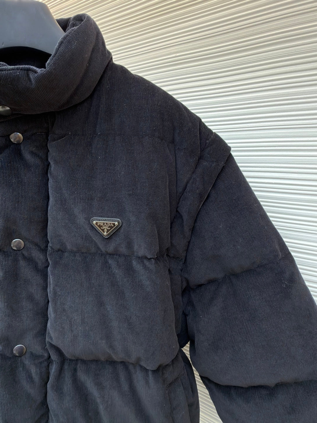 PRADA 25S VELVET PUFFER JACKET 458