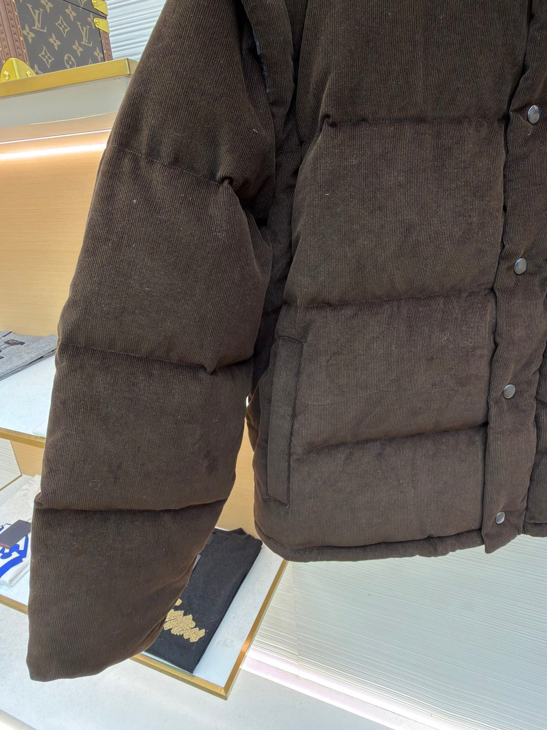 PRADA 25S VELVET PUFFER JACKET 459