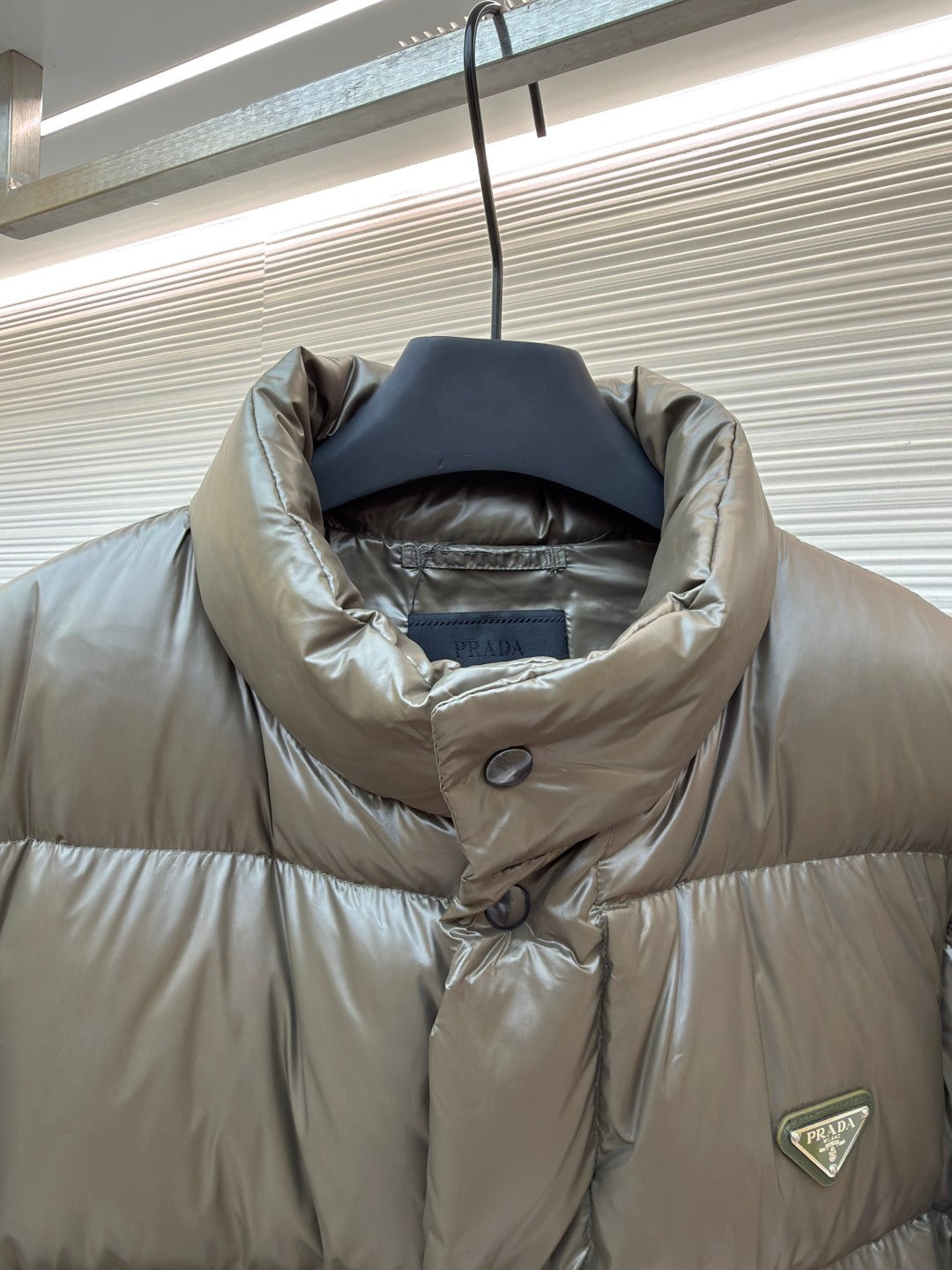 PRADA 25S DOWN JACKET 387