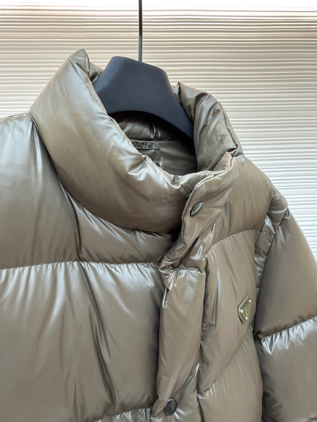 PRADA 25S DOWN JACKET 387